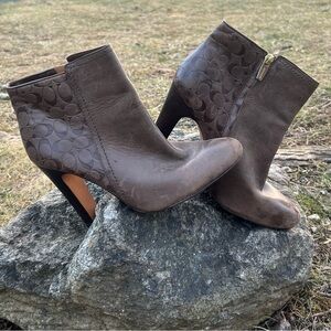 Y2K Coach Hanni Heeled Booties